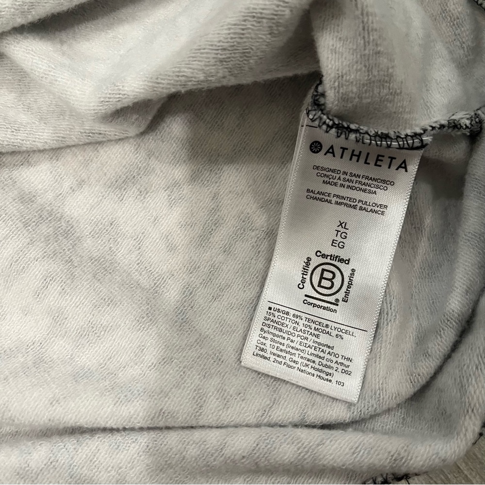 ATHLETA Balance Printed Pullover Ocelot Spot White, Sz XL - Picture 11 of 11
